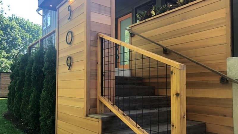 *WILD HOG STAIR 5\'X6\' BLACK HOG