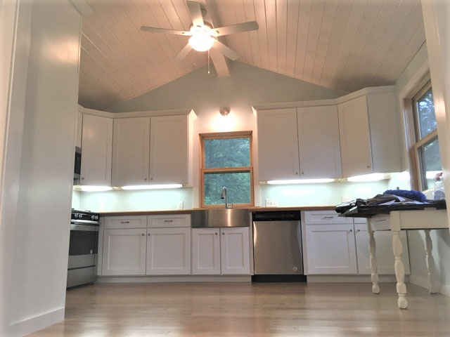 1X8 NICKEL GAP PINE T&G 6\' WWASH